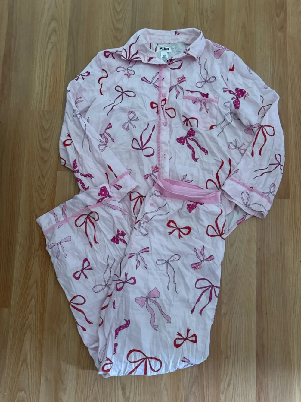 PINK Victoria's Secret Pink Bow-Print Pajama Set